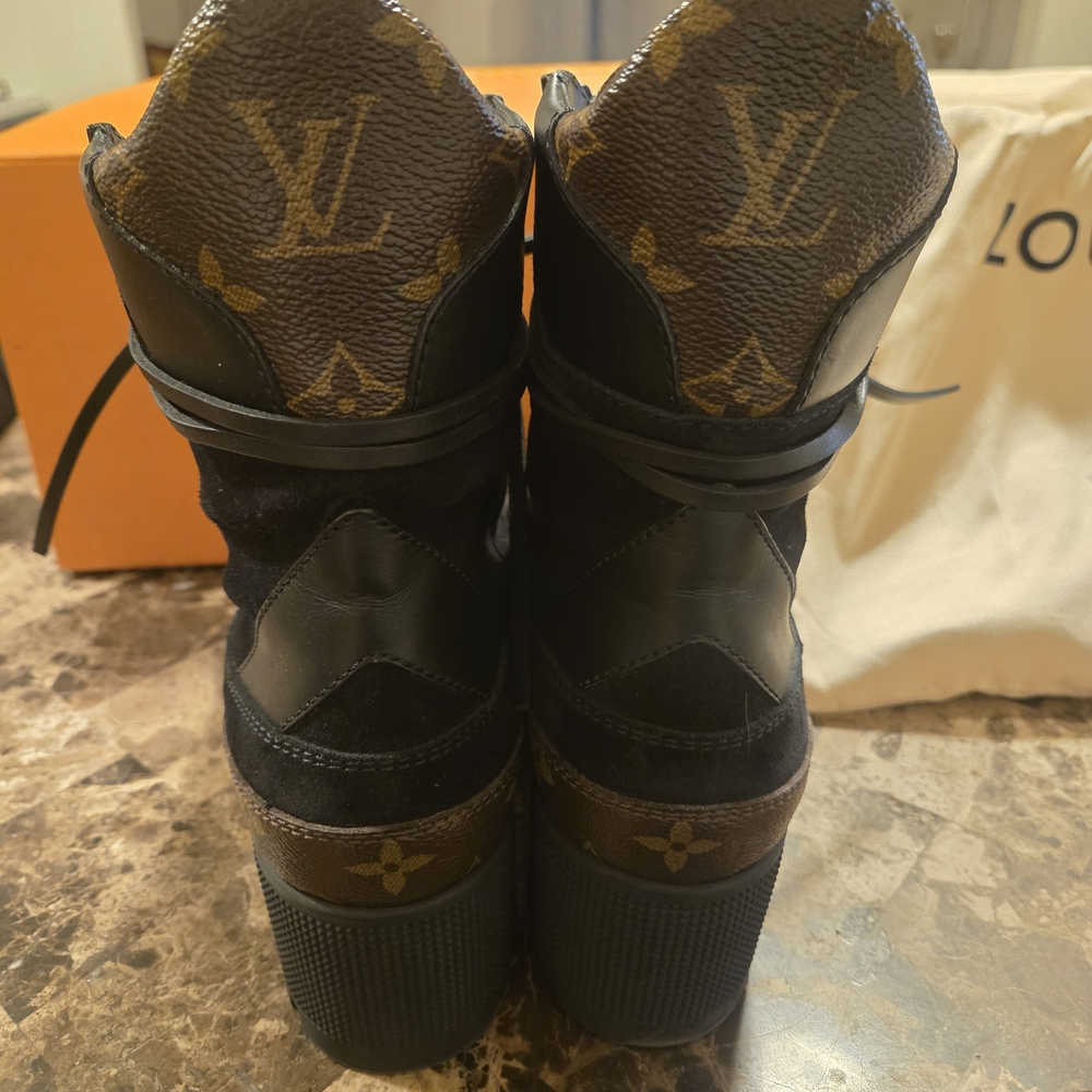 Louis Vuitton Combat Boots - Picture 4 of 7